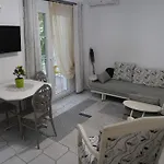 Nuran Boutique מלון דירות