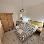 Nuran Boutique מלון דירות